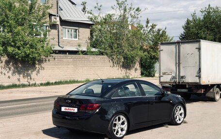 Chevrolet Cruze II, 2011 год, 699 000 рублей, 4 фотография