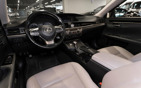 Lexus ES VII, 2017 год, 2 675 000 рублей, 9 фотография