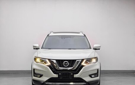 Nissan X-Trail, 2022 год, 1 570 000 рублей, 2 фотография