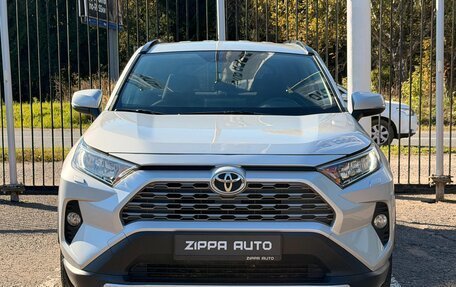 Toyota RAV4, 2020 год, 2 999 000 рублей, 2 фотография