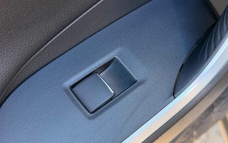 Toyota RAV4, 2020 год, 2 999 000 рублей, 21 фотография