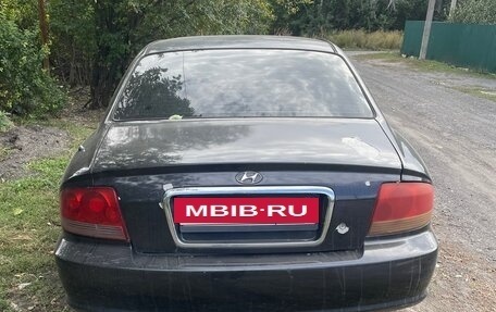 Hyundai Sonata IV рестайлинг, 2005 год, 250 000 рублей, 3 фотография