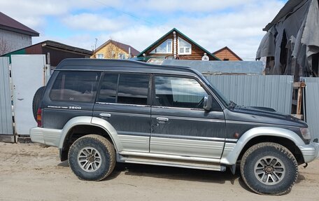 Mitsubishi Pajero III рестайлинг, 1993 год, 700 000 рублей, 3 фотография