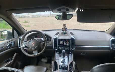 Porsche Cayenne III, 2010 год, 2 300 000 рублей, 11 фотография