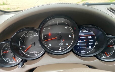 Porsche Cayenne III, 2010 год, 2 300 000 рублей, 12 фотография