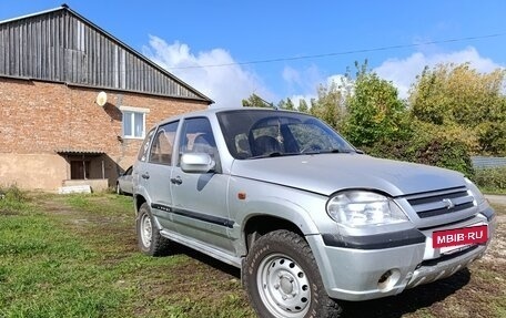 Chevrolet Niva I рестайлинг, 2006 год, 200 000 рублей, 2 фотография