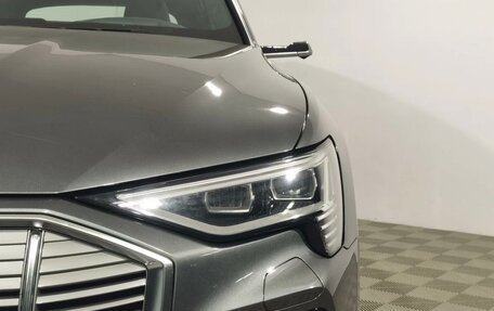Audi e-tron I, 2020 год, 6 000 000 рублей, 9 фотография