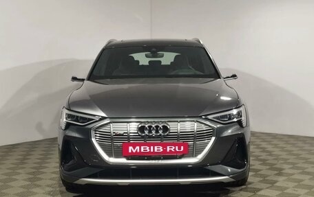 Audi e-tron I, 2020 год, 6 000 000 рублей, 7 фотография