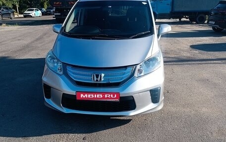 Honda Freed I, 2013 год, 1 100 000 рублей, 1 фотография