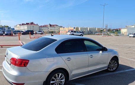 Volkswagen Jetta VI, 2012 год, 1 050 000 рублей, 3 фотография