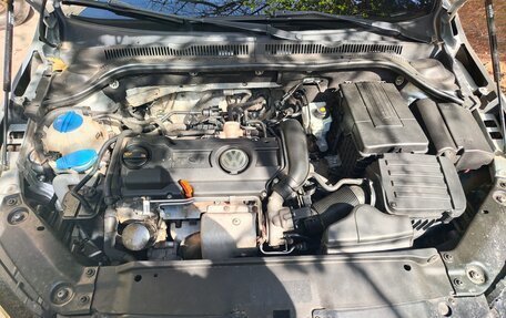 Volkswagen Jetta VI, 2012 год, 1 050 000 рублей, 17 фотография