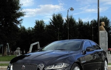 Jaguar XJ IV (X351), 2016 год, 3 250 000 рублей, 2 фотография
