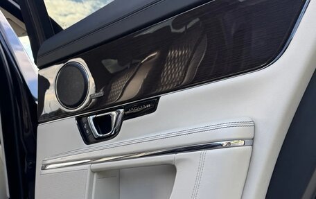 Jaguar XJ IV (X351), 2016 год, 3 250 000 рублей, 23 фотография