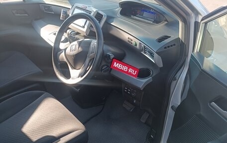 Honda Freed I, 2013 год, 1 100 000 рублей, 3 фотография