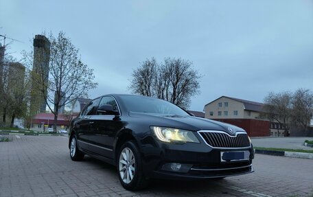 Skoda Superb III рестайлинг, 2014 год, 1 050 000 рублей, 3 фотография