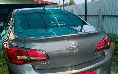 Opel Astra J, 2014 год, 450 000 рублей, 4 фотография