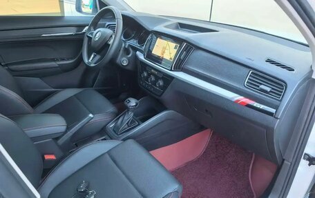 Skoda Kamiq I, 2022 год, 1 800 000 рублей, 7 фотография