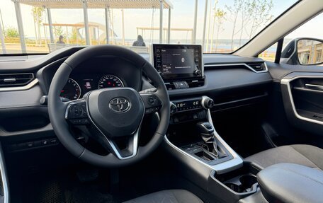 Toyota RAV4, 2020 год, 2 645 000 рублей, 14 фотография