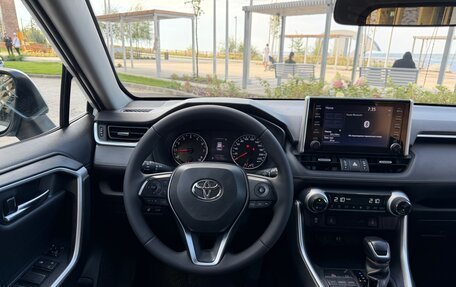 Toyota RAV4, 2020 год, 2 645 000 рублей, 16 фотография