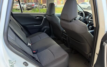 Toyota RAV4, 2020 год, 2 645 000 рублей, 20 фотография