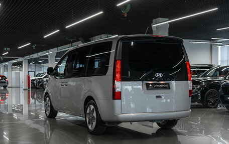 Hyundai Staria, 2024 год, 5 300 000 рублей, 5 фотография