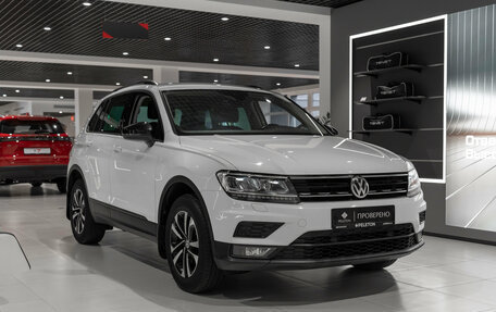 Volkswagen Tiguan II, 2019 год, 2 470 000 рублей, 2 фотография
