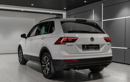 Volkswagen Tiguan II, 2019 год, 2 470 000 рублей, 4 фотография