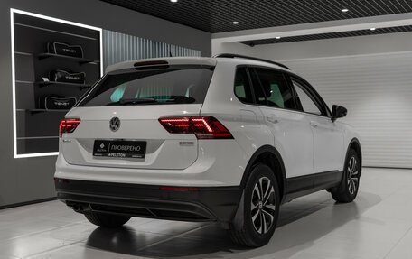 Volkswagen Tiguan II, 2019 год, 2 470 000 рублей, 5 фотография