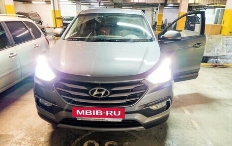 Hyundai Santa Fe III рестайлинг, 2017 год, 2 180 000 рублей, 5 фотография