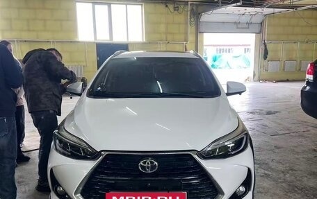 Toyota Yaris XP150 рестайлинг, 2021 год, 1 180 000 рублей, 1 фотография