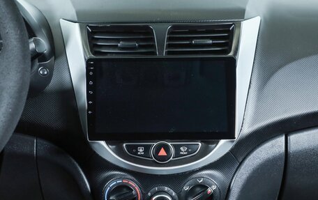 Hyundai Solaris II рестайлинг, 2015 год, 899 000 рублей, 10 фотография