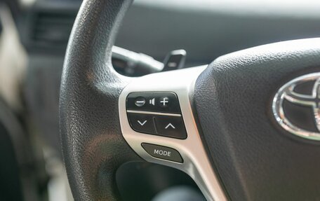 Toyota Verso I, 2011 год, 1 359 000 рублей, 11 фотография