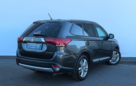 Mitsubishi Outlander III рестайлинг 3, 2015 год, 1 450 000 рублей, 2 фотография