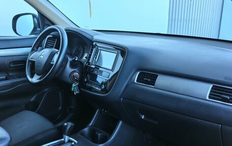 Mitsubishi Outlander III рестайлинг 3, 2015 год, 1 450 000 рублей, 21 фотография