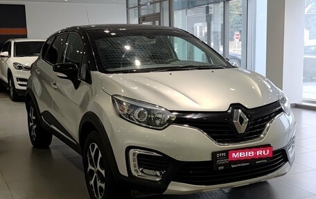 Renault Kaptur I рестайлинг, 2018 год, 1 620 000 рублей, 3 фотография