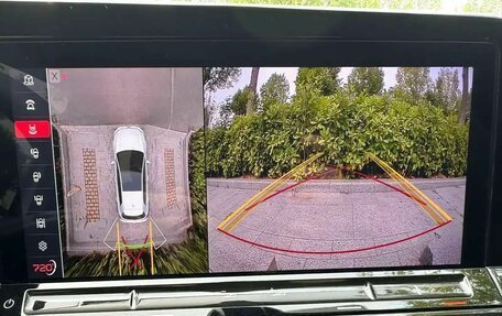 Volkswagen Golf VIII, 2023 год, 2 200 000 рублей, 16 фотография
