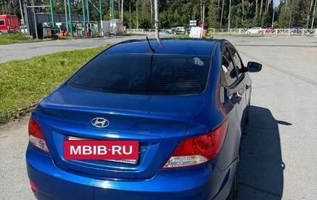 Hyundai Solaris II рестайлинг, 2012 год, 680 000 рублей, 8 фотография