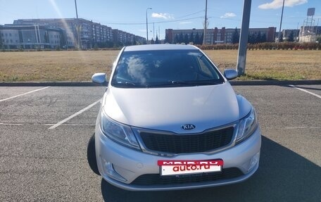 KIA Rio III рестайлинг, 2013 год, 689 000 рублей, 2 фотография