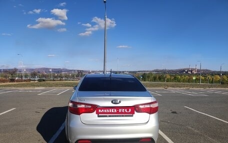 KIA Rio III рестайлинг, 2013 год, 689 000 рублей, 7 фотография