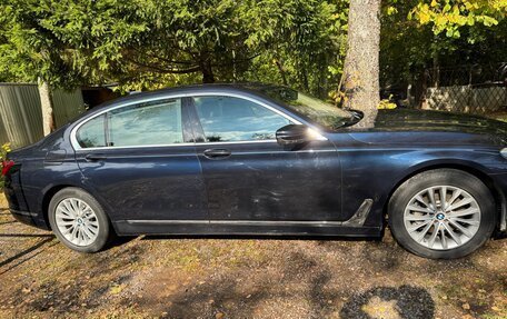BMW 7 серия, 2017 год, 4 500 000 рублей, 18 фотография