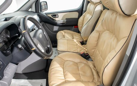 Hyundai Grand Starex Grand Starex I рестайлинг 2, 2008 год, 1 579 000 рублей, 11 фотография