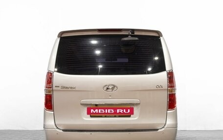 Hyundai Grand Starex Grand Starex I рестайлинг 2, 2008 год, 1 579 000 рублей, 6 фотография