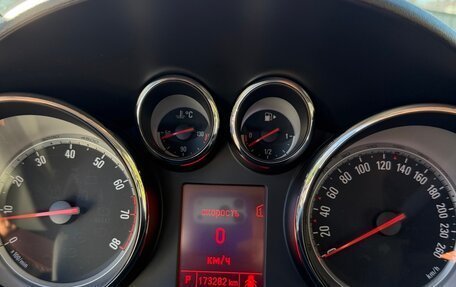Opel Astra J, 2012 год, 880 000 рублей, 13 фотография