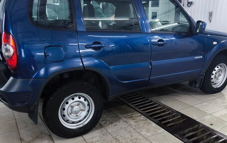 Chevrolet Niva I рестайлинг, 2018 год, 670 000 рублей, 2 фотография