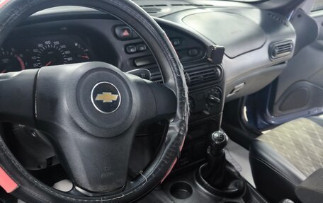 Chevrolet Niva I рестайлинг, 2018 год, 670 000 рублей, 6 фотография