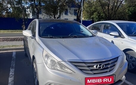 Hyundai Sonata VI, 2010 год, 1 000 000 рублей, 3 фотография