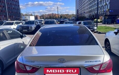 Hyundai Sonata VI, 2010 год, 1 000 000 рублей, 5 фотография