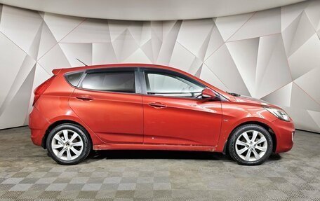 Hyundai Solaris II рестайлинг, 2011 год, 597 000 рублей, 6 фотография