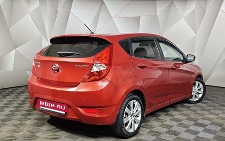 Hyundai Solaris II рестайлинг, 2011 год, 597 000 рублей, 2 фотография