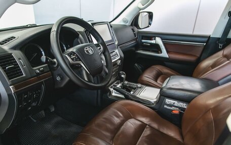 Toyota Land Cruiser 200, 2016 год, 5 400 000 рублей, 13 фотография